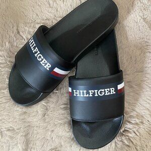 HILFIGER SLIDES
